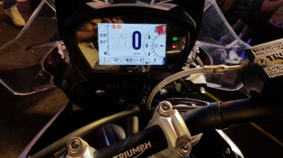 2018 Triumph Tiger 800 XCx India launch cockpit