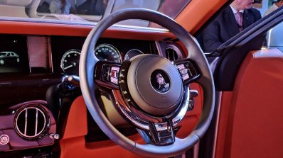 Rolls Royce Phantom VIII interior steering wheel