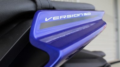 Yamaha YZF-R15 v3.0 track ride review tail cowl logo