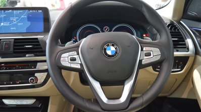 2018 BMW X3 Black Sapphire steering wheel