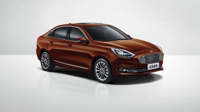 2018 Ford Escort (facelift) front three quarters studio image