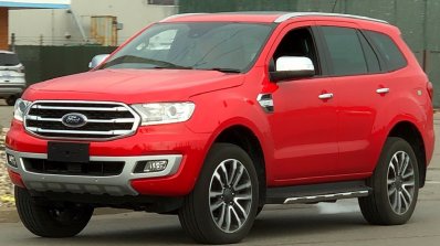 2018 Ford Everest (2018 Ford Endeavour) front three quarters spy shot USA