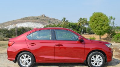 2018 Honda Amaze side view