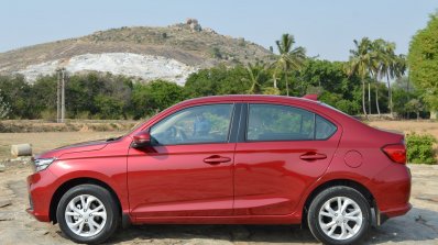 2018 Honda Amaze side