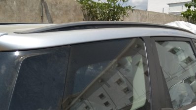 2018 Mahindra XUV500 facelift roof rails