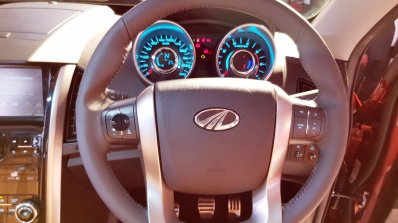 2018 Mahindra XUV500 facelift steering wheel