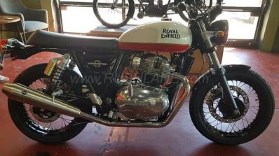 Royal Enfield Interceptor INT 650 new colour at AU dealer right side