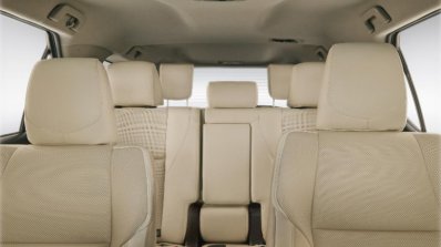 Toyota SW4 Diamond (Toyota Fortuner Diamond) seats