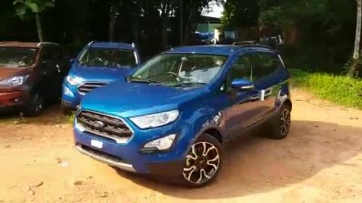 2018 Ford EcoSport Signature front three quarters left side
