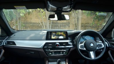 BMW 5-Series 530d review dashboard