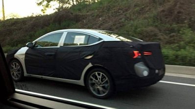 Facelifted Hyundai Elantra (Hyundai Avante) rear three quarters left side spy shot