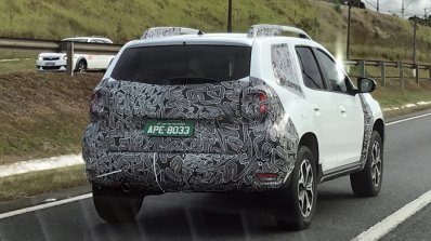 Second-gen Renault Duster spy shot Brazil