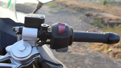 TVS Apache RR 310 Black detailed review right switchgear