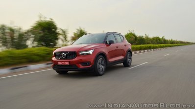 Volvo XC40 review front angle action shot tilt