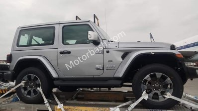 2018 Jeep Wrangler 2-door right side spy shot India