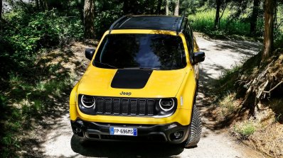 2019 Jeep Renegade Trailhawk front top