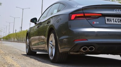 Audi S5 review side section