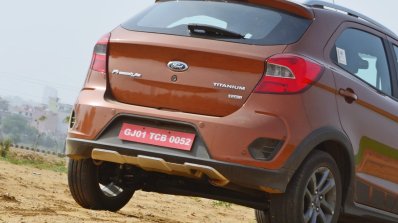 Ford Freestyle diesel review rear