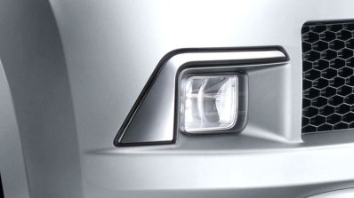 Mahindra TUV300 Plus fog lamp