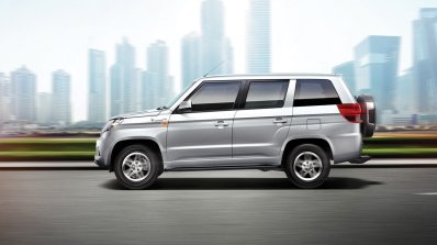 Mahindra TUV300 Plus side