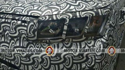 Production Mahindra S201 headlamp spy shot