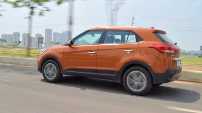 2018 Hyundai Creta facelift review rear angle motion