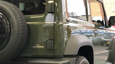 2018 Suzuki Jimny rear three quarters right side live image