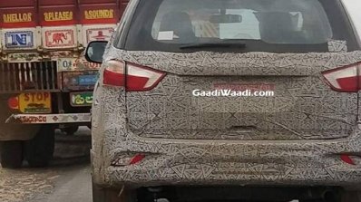 Facelifted Isuzu MU-X rear spy shot