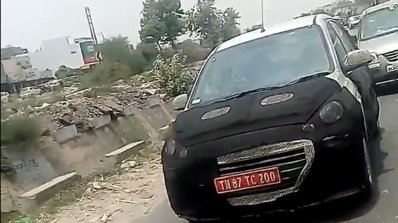 Hyundai AH2 (new Hyundai Santro) Cascading grille spy shot