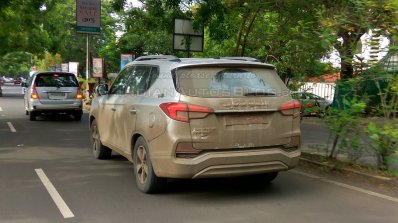 Mahindra Rexton (G4 SsangYong Rexton spy shot rear three quarters