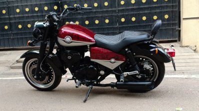 Royal Enfield Classic 350 modified side profile