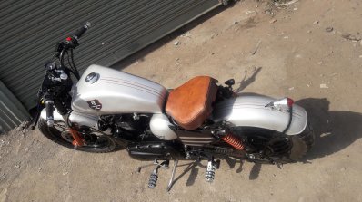 Royal Enfield Thunderbird bobber Nirankush by Dochaki Customs top view