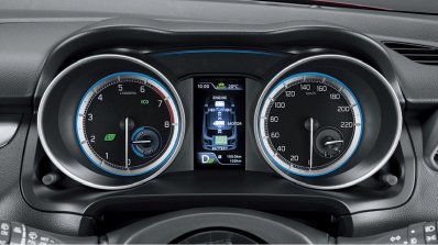 Suzuki Swift Hybrid HEV instrument panel