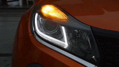 Tata Nexon AMT LED DRL and turn indicator front view