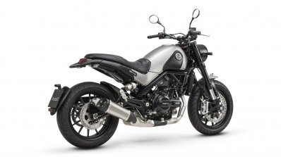 Benelli Leoncino scrambler silver colour rear quarter