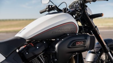 Harley Davidson FXDR 114 fuel tank