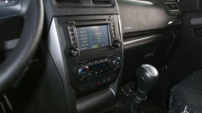 Mahindra Pik-Up centre console Belarus