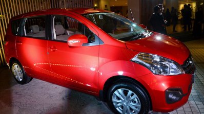 Proton Ertiga Xtra front three quarters right side