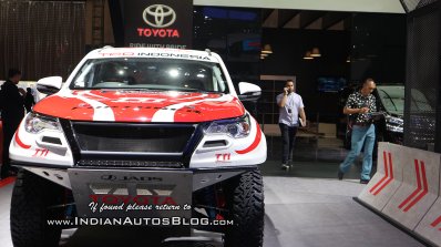 Rally-spec Toyota Fortuner front at GIIAS 2018