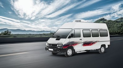 Tata Winger 15S exterior