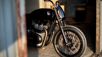 Custom Royal Enfield Interceptor 650 Front