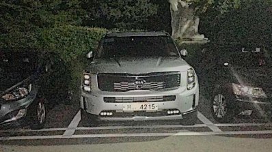Production Kia Telluride Front Spy Shot