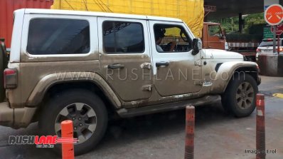 Jeep Wrangler Unlimited Jl Right Side Spy Shot Ind