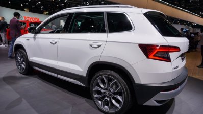 Skoda Karoq Scout Iab Photos Left Rear Quarter 2