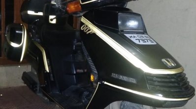 Honda Elite 250 By Dr Jeswant Thomas Front With Da