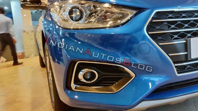 2018 Hyundai Verna Anniversary Edition Headlamp 1