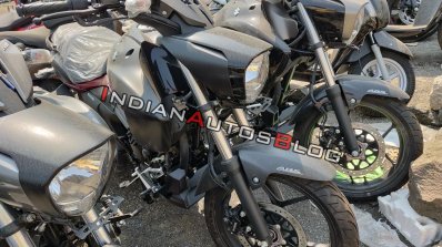 Suzuki Intruder Sp Live Images Right Front Quarter