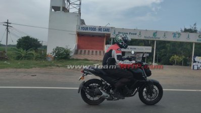 Yamaha Fz Fi Next Gen Spied Right Side 1