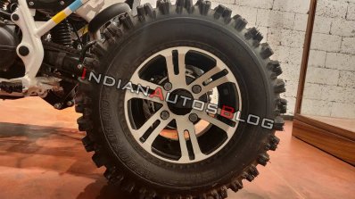 Royal Enfield Himalayan Rooster Trike Rear Alloy W