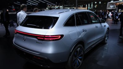Mercedes Eqc Images 9